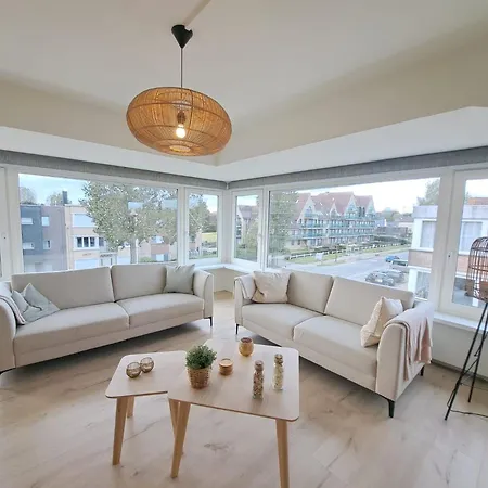 شقة Bright 3-bedroom Flat By The *