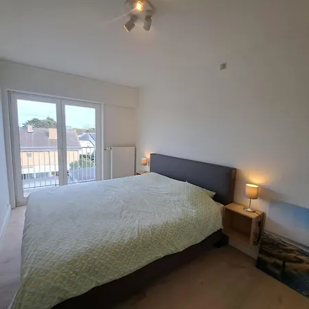 Bright 3-bedroom Flat By The